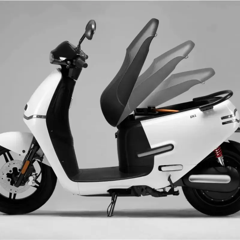 horwin-ek1-wit-kofferbak-elektrische-scooter.webp